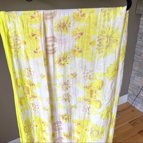 Stella & Dot Yellow Scarf/Wrap - Picture 3 of 4